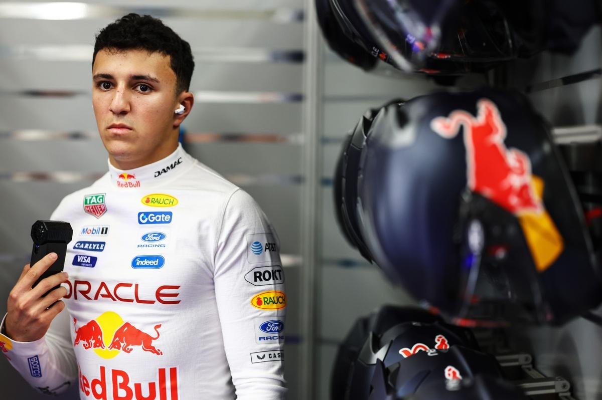 Isack Hadjar admits after criticising Red Bull: "There's stuff that I should have kept for myself"