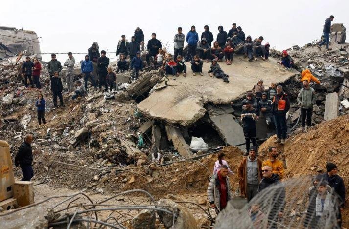 انتشال رفات 112 فلسطينيا من تح...