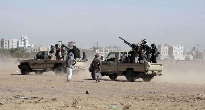 مقتل 5 من الحوثيين في معارك مع...
