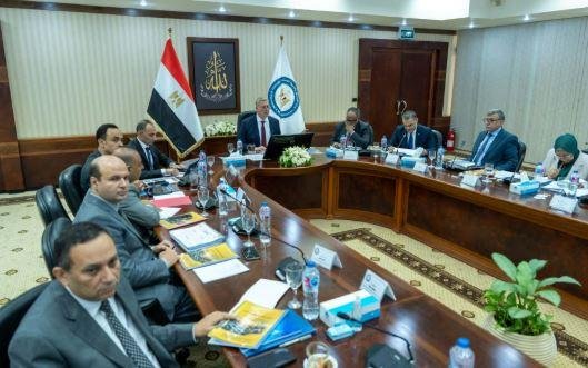 البترول: تطوير معامل تكرير الس...