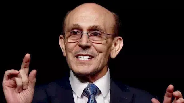 "مفيش تعب".. شقيق محمد صبحي ين...