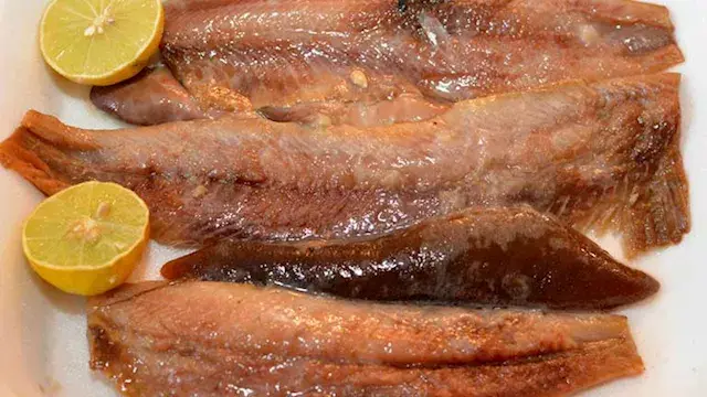 لو أكلت فسيخ.. 10 أعراض خطيرة إذا ظهرت عليك توجه فوراً لمركز السموم