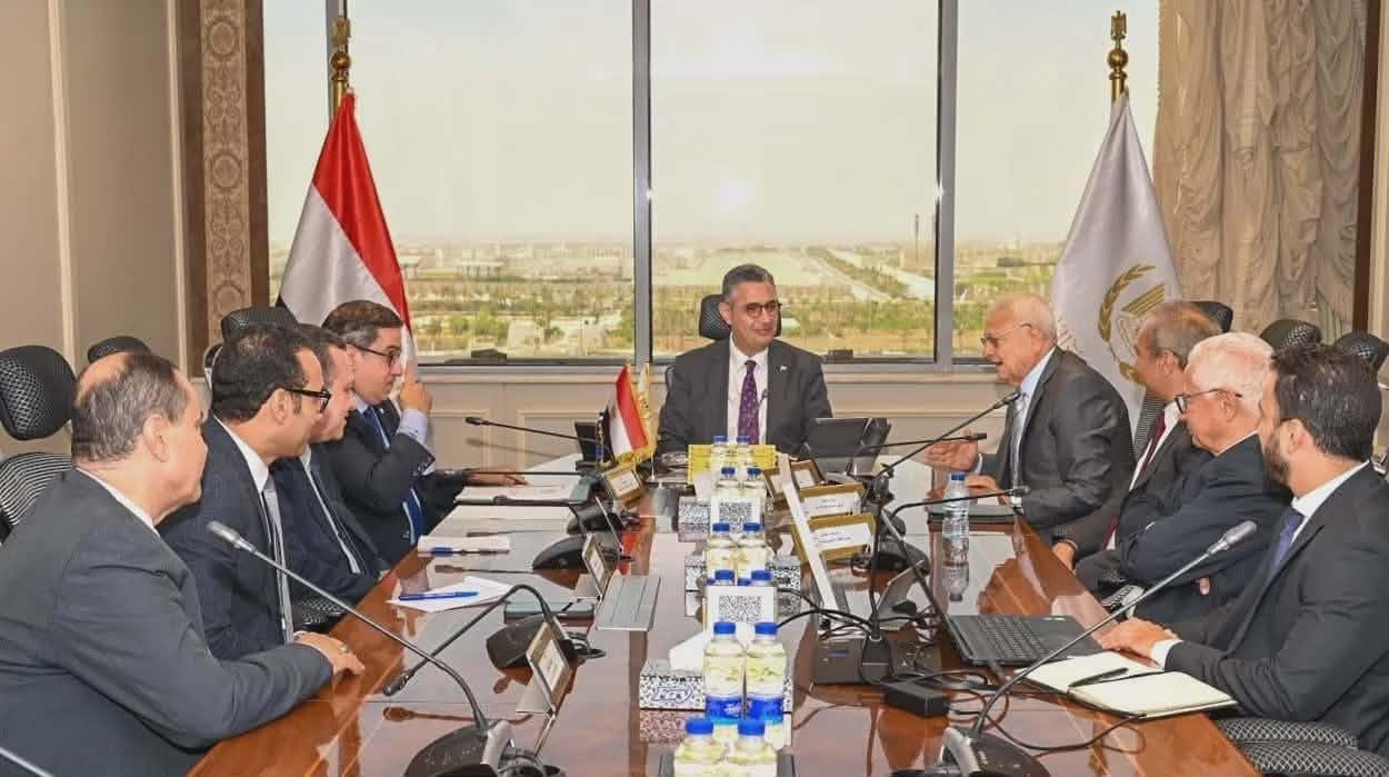 التموين: تطوير منظومة الدعم يخ...