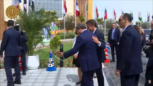 السيسي وماكرون يشهدان افتتاح المقر الجديد لجامعة سنجور- بث مباشر