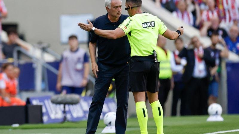 مورينيو يفتح النار على التحكيم في إسبانيا بعد خسارة ديربي مدريد