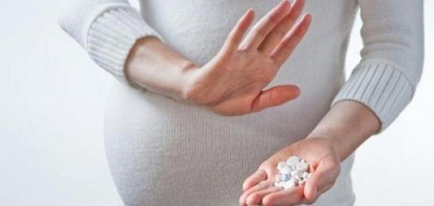 دراسة تحذر الحوامل من الجلوس ل...