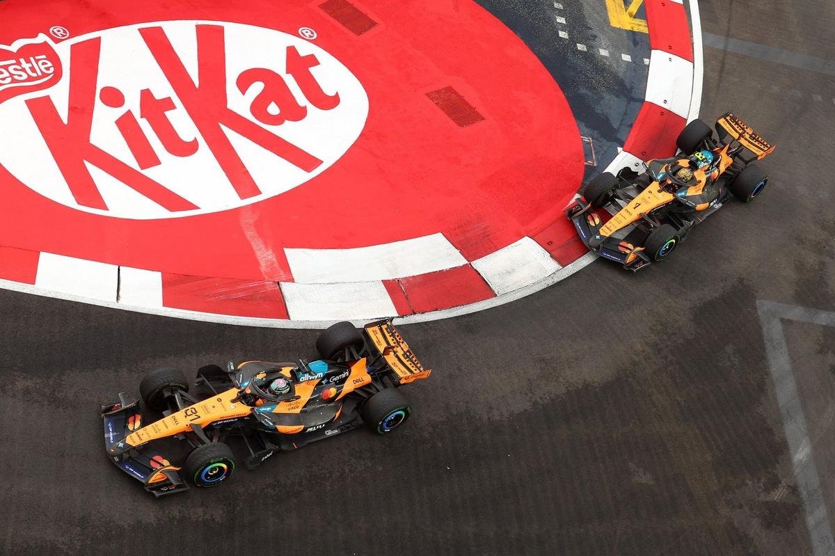 Andrea Stella: Singapore F1 sprint collision between Lando Norris and Oscar Piastri "simply not acceptable"