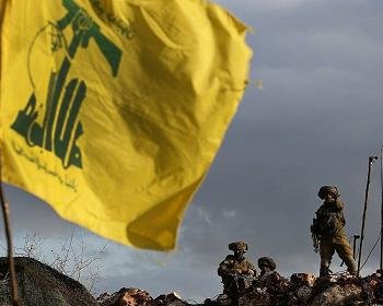 رويترز: مسئولون سوريون أجروا م...