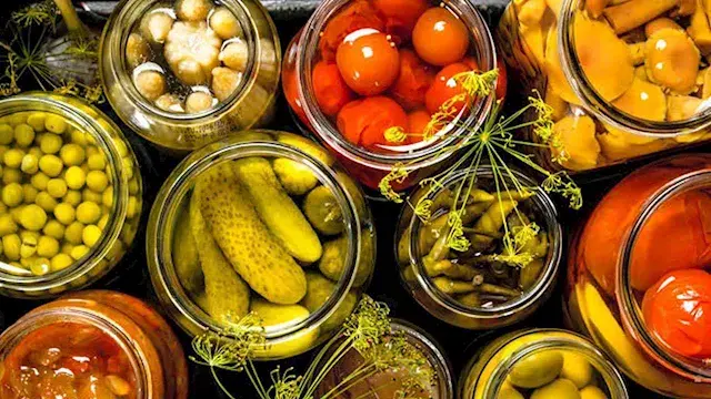 نصيحة علمية بضرورة تناول طلاب المدارس المخلل المنزلي" لهذا السبب النافع