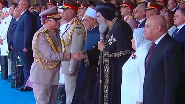 بالصور.. البابا تواضروس يشارك...