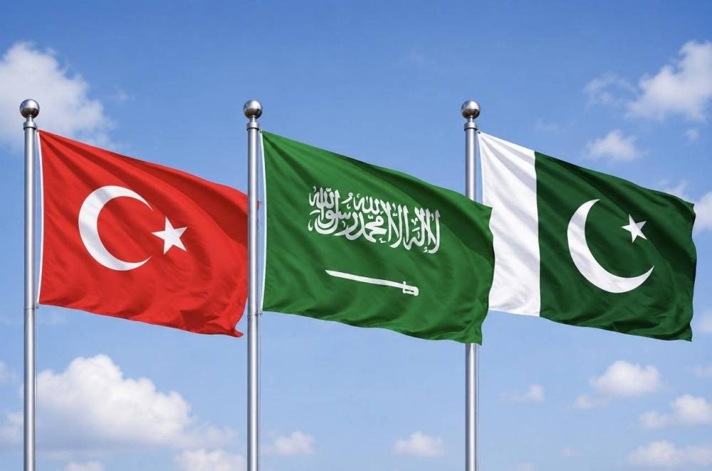البيان المشترك لقمة مكة المكرمة للدفاع المشترك بين السعودية وتركيا وباكستان