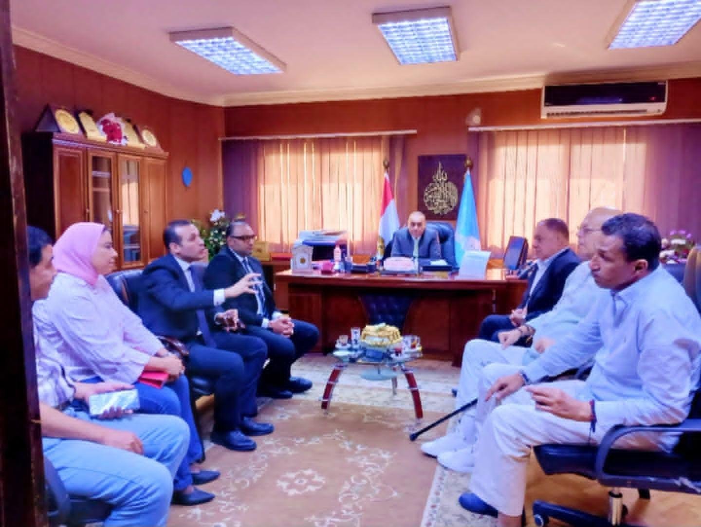 وكيل وزارة الشباب بالإسكندرية يبحث تطبيق التصويت الإلكتروني في انتخابات الهيئات الشبابية والرياضية