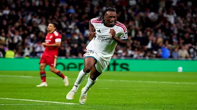 ريال مدريد يضرب إشبيلية برباعي...