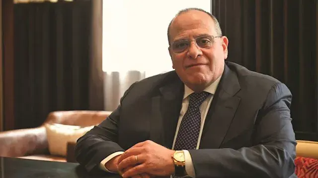 بعد تدمير منزله في غارة إسرائي...