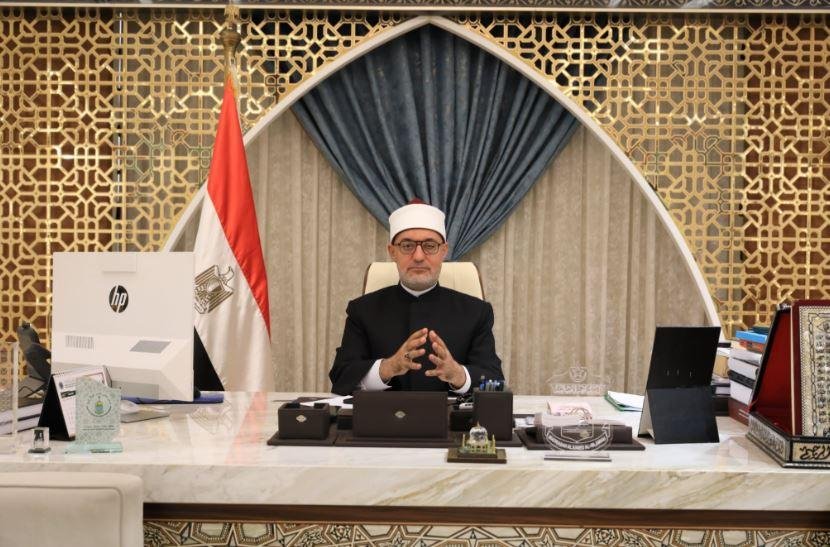الدكتور نظير عياد مفتى الجمهور...
