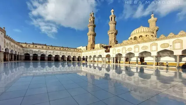 نقل شعائر صلاة الجمعة بعد قليل...