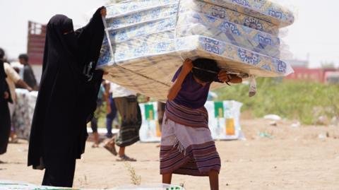السعودية تستهدف شركة نفط غرب صنعاء، وجماعة أنصار الله تهدد باستهداف أرامكو