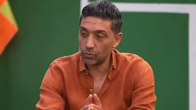 "أبو تريكة دماغه غريبة".. إسلام الشاطر يروي كواليس طريفة عن نجم الأهلي السابق