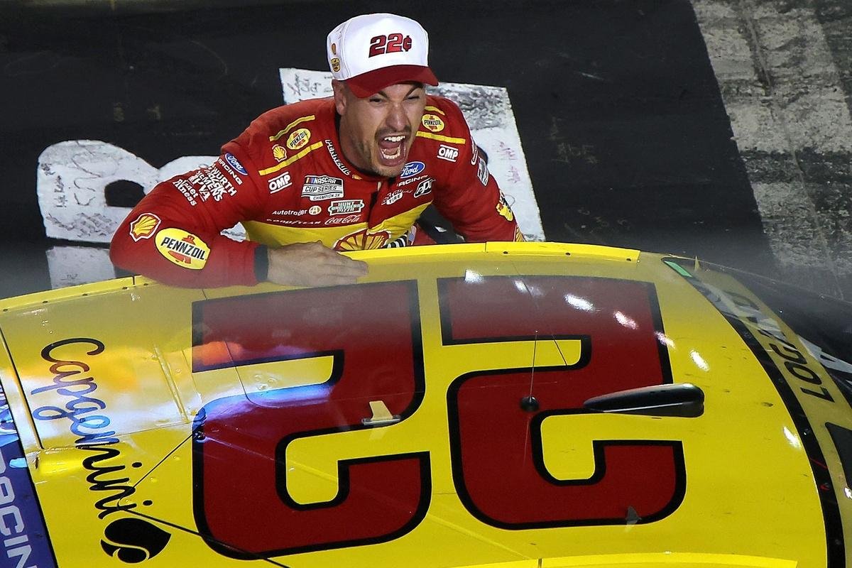 Joey Logano basks in boos after stealing NASCAR Cup win at Bristol