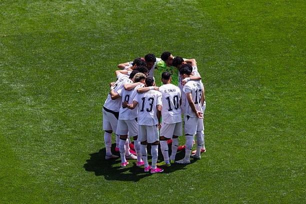 بعثة منتخب مصر تشد الرحال إلى...