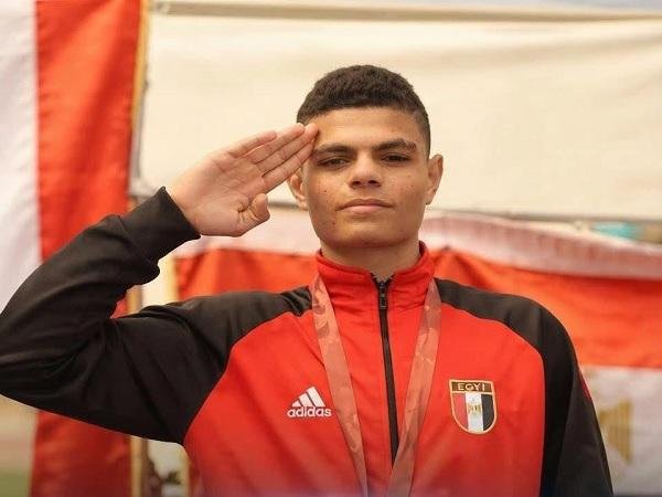 محمد حسام يتوج ببرونزية الملاك...