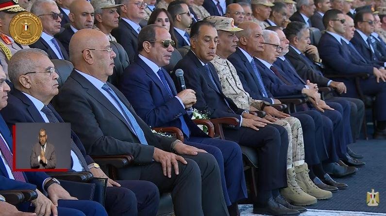 الرئيس السيسي: مصر دولة كبيرة...