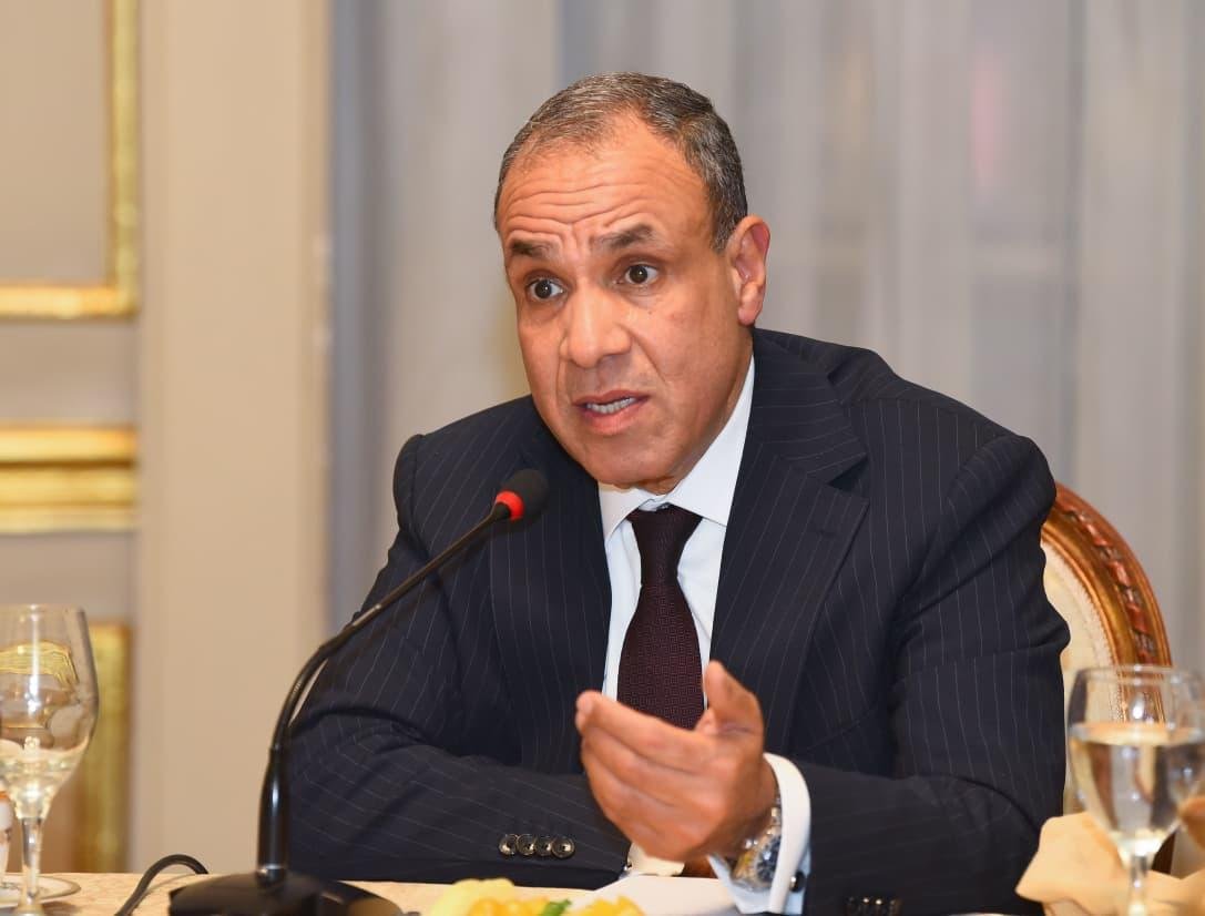 بعد غد.. لقاءات مكثفة لوزير ال...