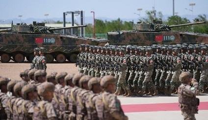 الصين ومنغوليا تطلقان مناورات...
