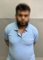 القبض على أب تعدى على ابنته با...