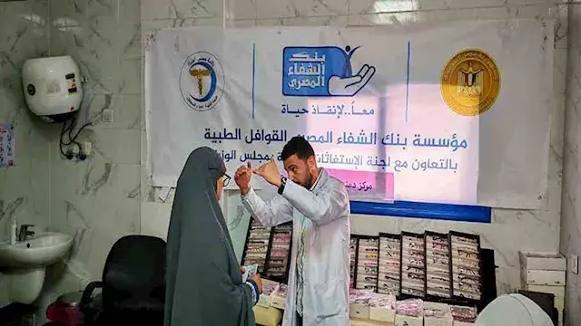 رئيس الوزراء يستعرض نتائج قافل...