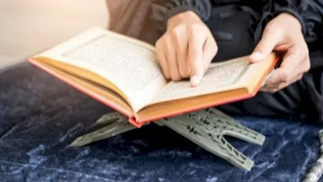 سورة الحجرات.. منهج رباني لإصلاح الأخلاق وبناء مجتمع متماسك