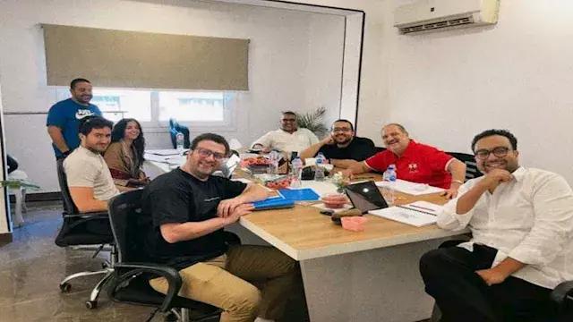 بطولة أحمد مالك وميشيل ميلاد.....