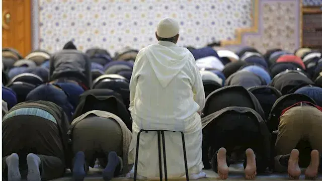 ما ضابط المشقة المرخصة للصلاة...