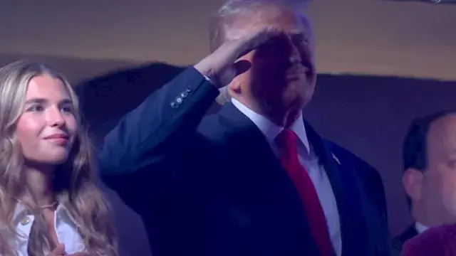ترامب يتعرض لصيحات استهجان خلا...