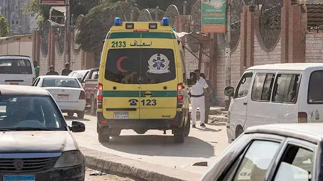 سقوط جسم صلب يتسبب في بتر ذراع شاب داخل مصنع بالشرقية