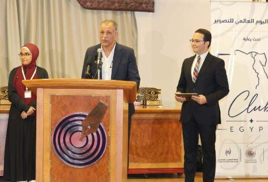 رئيس شعبة المصورين بنقابة الصح...
