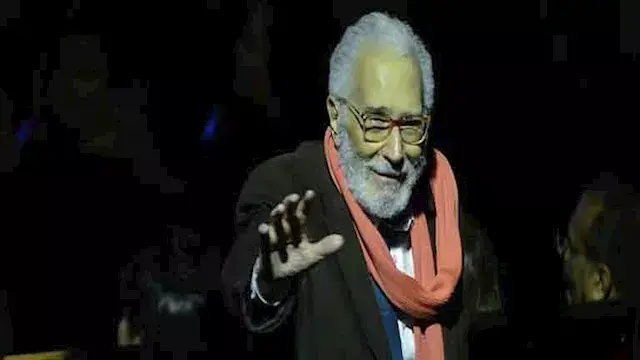 منذ 20 عامًا.. بالفيديو نجل عبد الرحمن أبو زهرة يكشف مفاجأة عن وصية والده