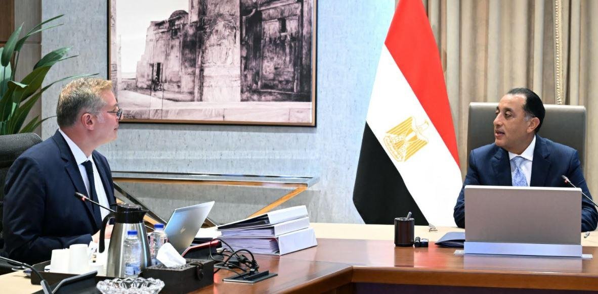 مدبولي: نولي ملف تأمين احتياجا...