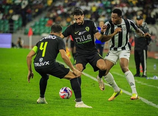 الزمالك يعود من كيجالي بعد الف...