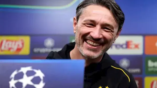 بروسيا دورتموند يمدد عقد الكرو...