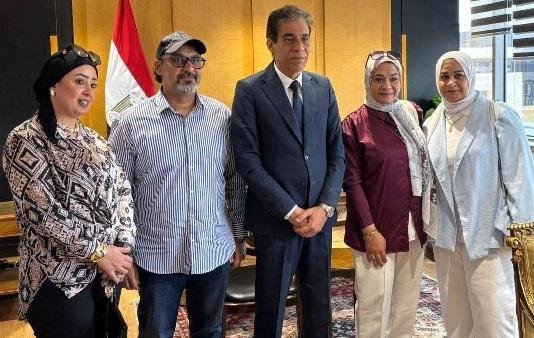 وزارة الخارجية تنجح في الإفراج...