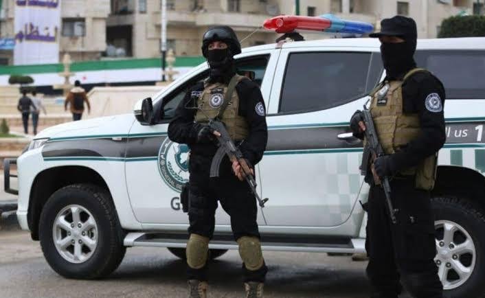 سوريا.. القبض على قيادي بارز ف...