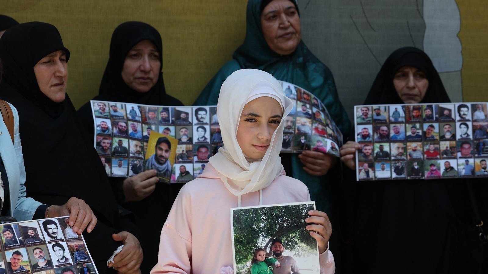 Lebanese families demand relea...