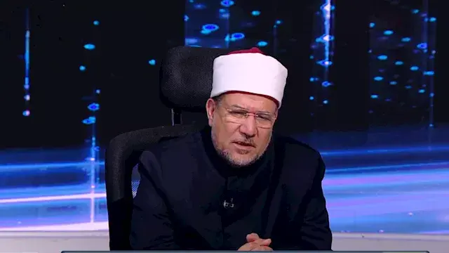 وزير الأوقاف السابق: عقوق الوا...