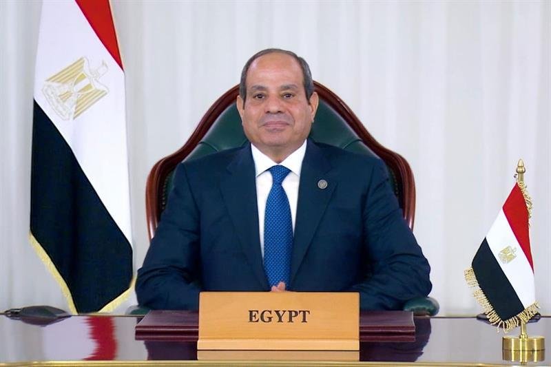 غدا.. السيسي يشارك في قمة مجمو...