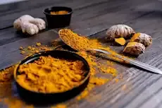 كيف يؤثر تناول الكركم على صحة المفاصل والالتهابات؟