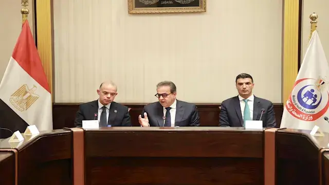3 وزراء يبحثون خفض الإصابة بال...