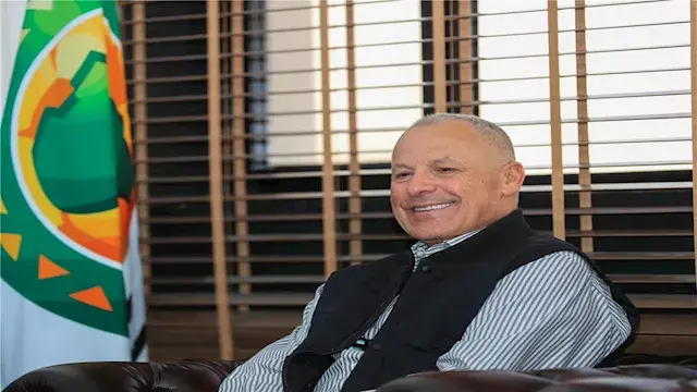 رئيس  اتحاد الكرة يشارك بكونجر...