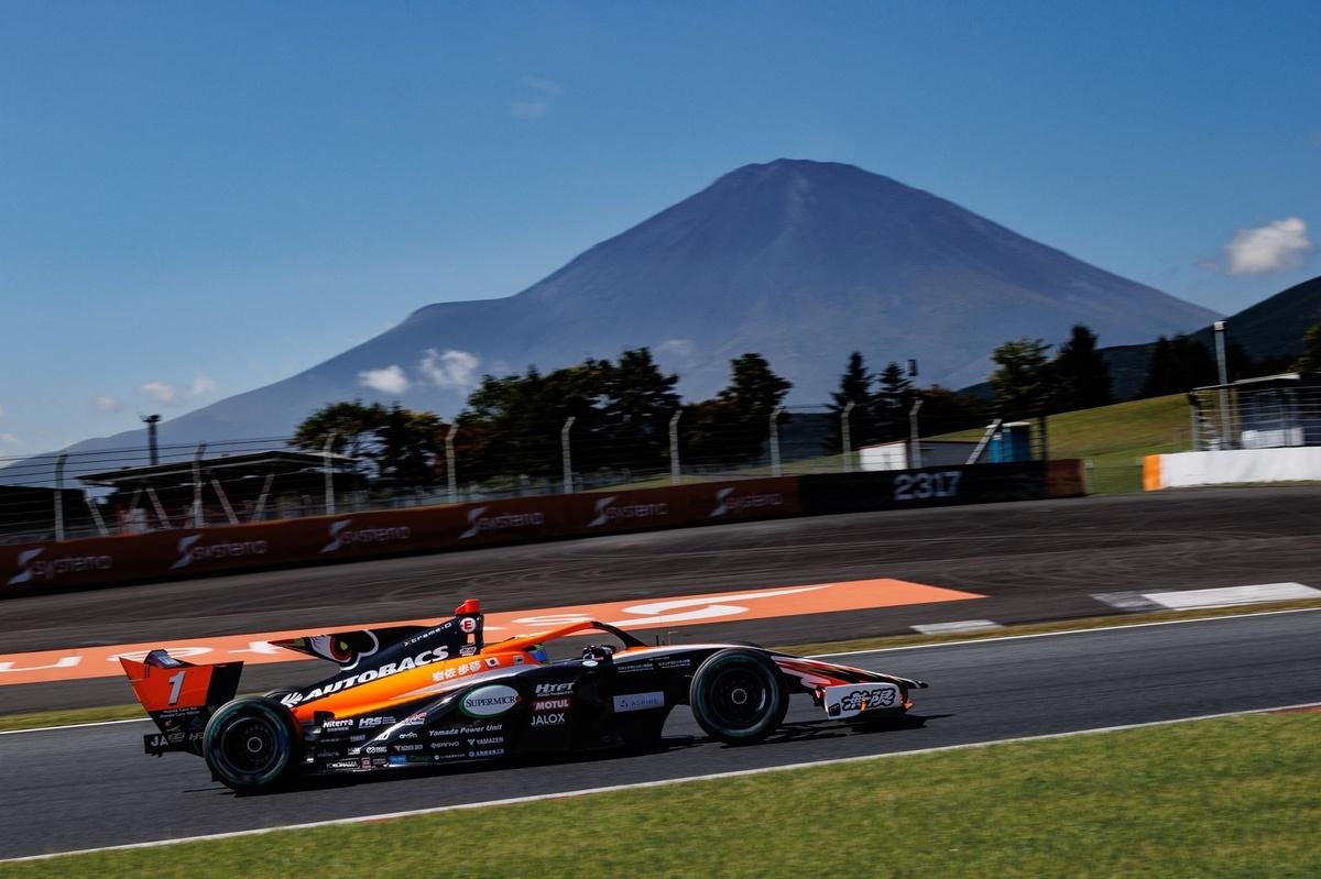 Super Formula Fuji: Ayumu Iwasa wins as Kakunoshin Ohta misses chance to seal title