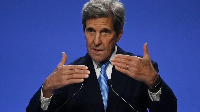 كيري يحذّر ترامب من ضرب إيران مجددًا: "خطأ فادح سيُبعدها عن المفاوضات"